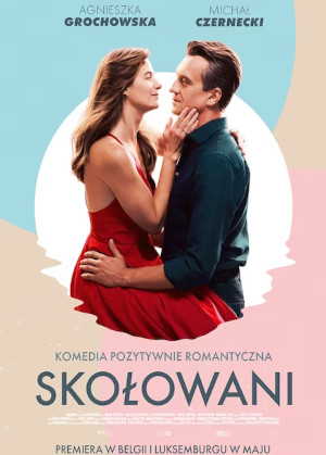 SKOLOWANI